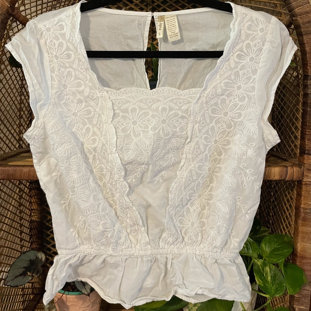 Japna | white blouse size small EUC